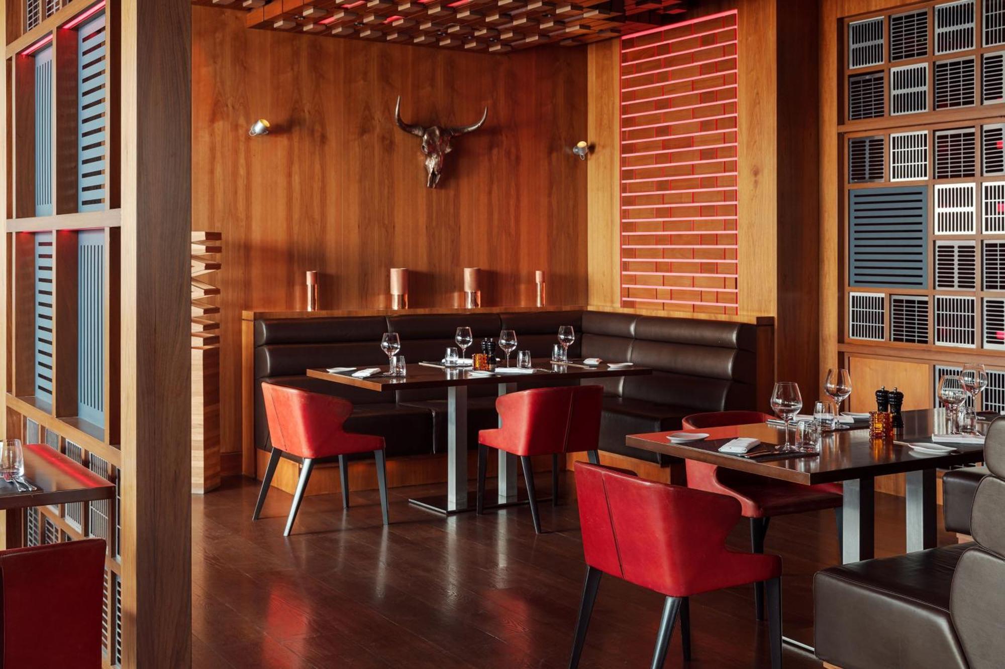 Jw Marriott Absheron Baku Hotel Εξωτερικό φωτογραφία Interior of a restaurant